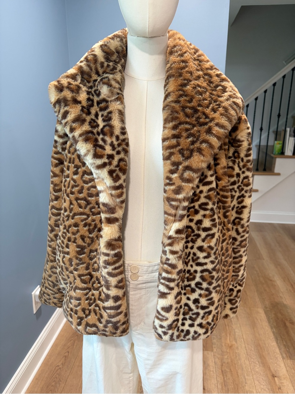 Anthropologie Leopard Print Faux Fur Jacket Coat Animal Print Size Small NWOT - Picture 4 of 15